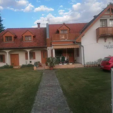 A HÁZ KÉPE.jpg