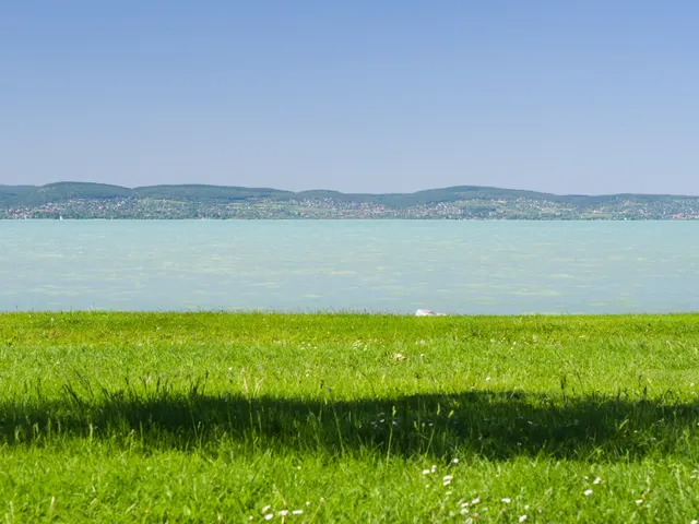 Die 10 schönsten Strände am Plattensee – Balaton Strand Guide für deinen Urlaub